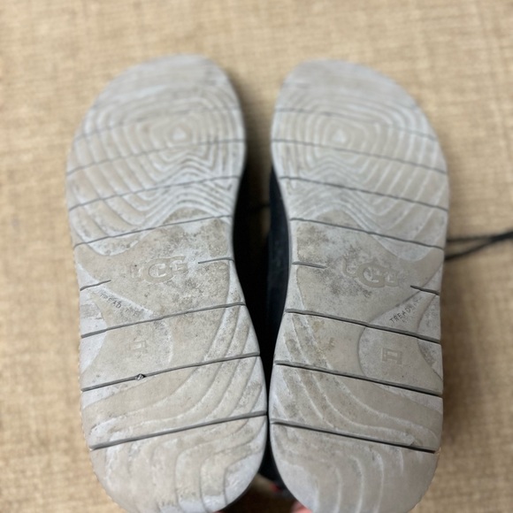 Men’s size 11 UGG Chukka Leather Boots - Picture 6 of 6